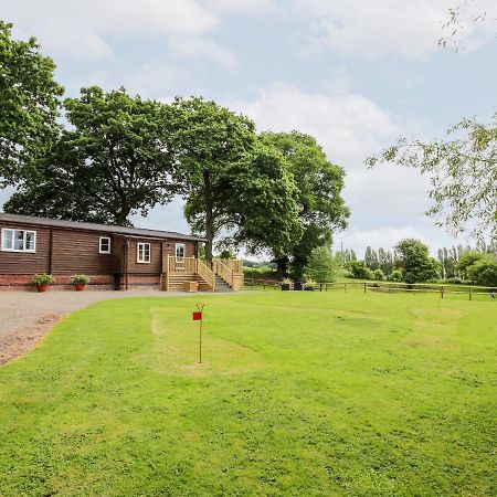 The Log Cabin Tenbury Dış mekan fotoğraf